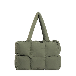 韩里韩气的包包女士时尚泡芙包2025新款冬季绿色小众通勤托特包女