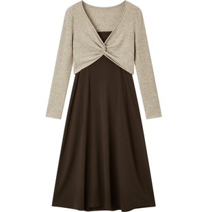 爱居兔针织吊带连衣裙两件套秋季新款法式设计感小众长裙子