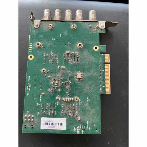 出这款绿色的DeckLink8KPro是由BMD