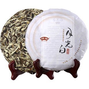 格香2024云南景谷文山顶高山古树月光白茶春茶月光美人357g饼茶