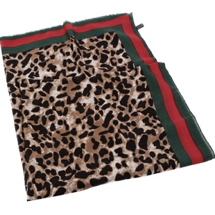 豹纹丝巾女春秋款洋气时尚中年妈妈百搭加长薄款棉麻披肩围巾纱巾