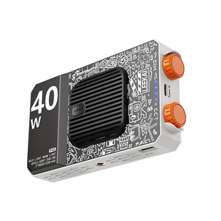 力凯P40补光灯40w拍照摄影便携式口袋灯户外夜景LED柔光美颜灯手机相机直播美食专用打光灯手持大功率常亮灯