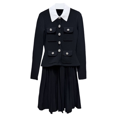 黑色千金风针织长袖百褶连衣裙