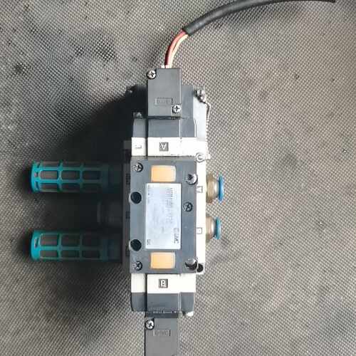 日本SMC电磁阀  VFS4300-1FZC，拆机下的，成色