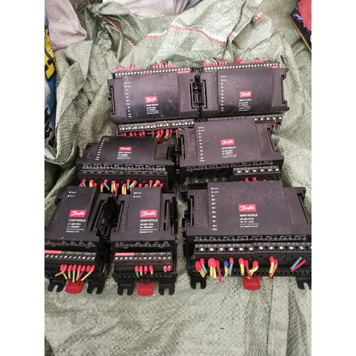 议价原装丹佛斯AK2XM205A模块控制器AK2CM10维修