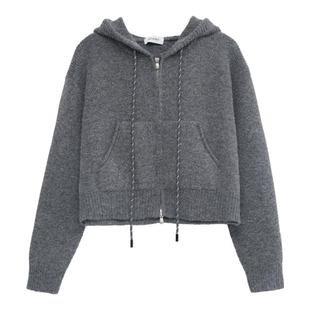 北欧时刻灰色短款厚毛衣外套女春秋2025新款高级感连帽针织开衫