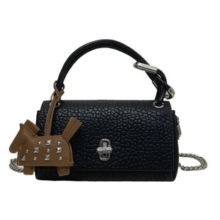 轻奢鳄鱼纹手提女包2026新款高级感时尚单肩斜挎包小马装饰小方包