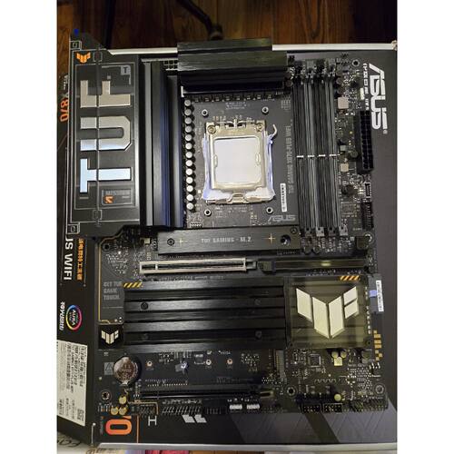 可维修UFGAMINGX870PLUSWIFI主板功能正常无拆无修带原装盒子天线