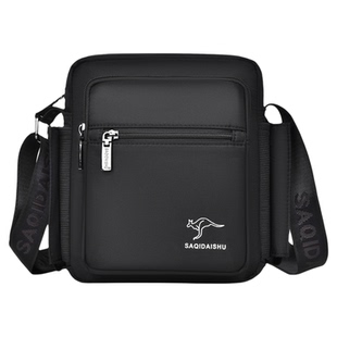 萨奇袋鼠男士斜挎包新款商务通勤水杯包牛津布包公文包外出便携包