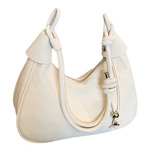 新款爆火时尚百搭白色饺子包包女单肩斜挎包高级链条出门旅行游玩