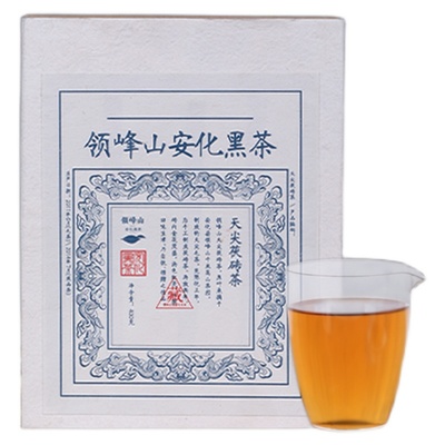 领峰山原叶九年陈天送礼安化黑茶