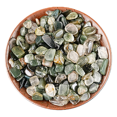 天然绿发晶碎石摆件装饰