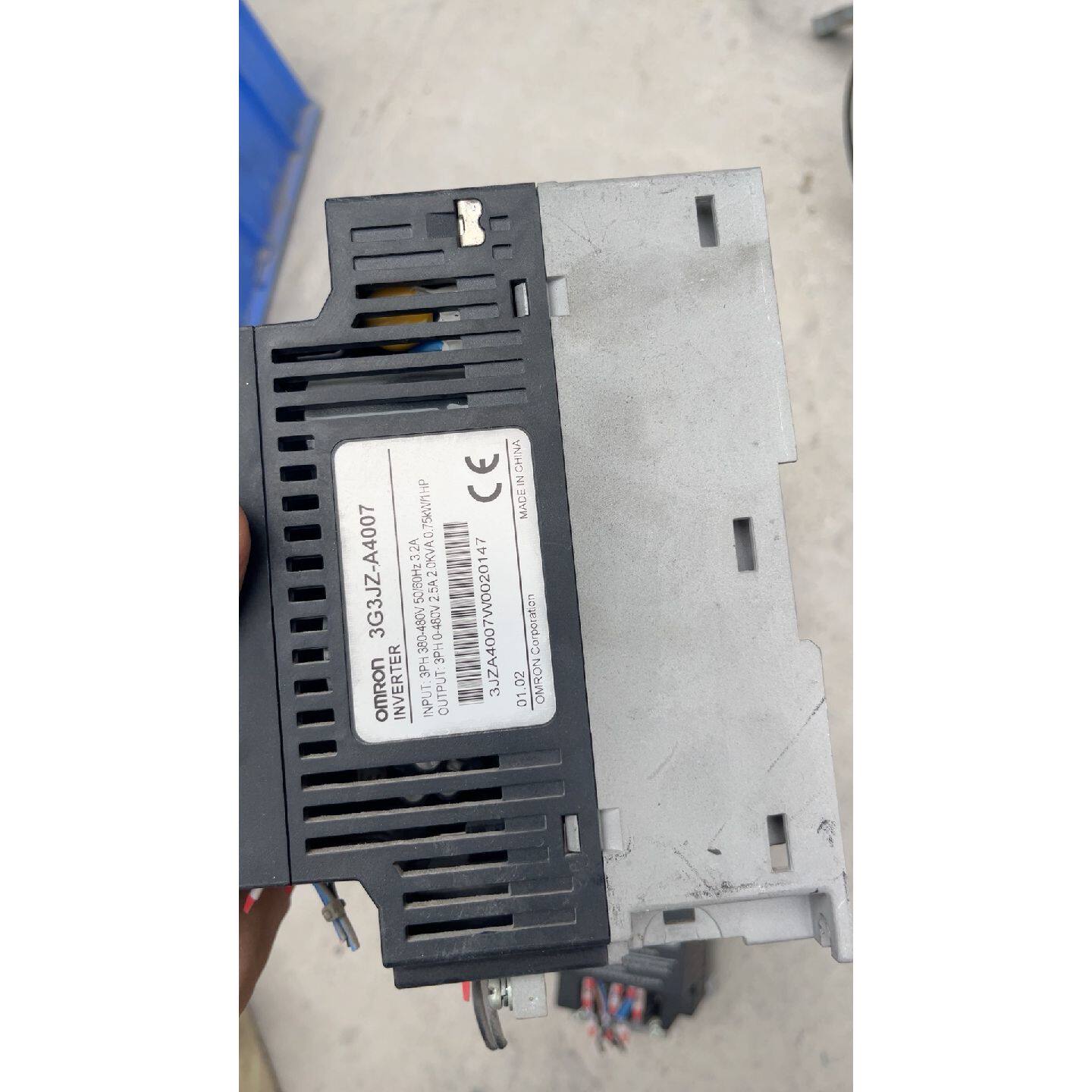 议价拆机欧姆龙变频器3G3JZ-A4007,0.75千瓦,成色实
