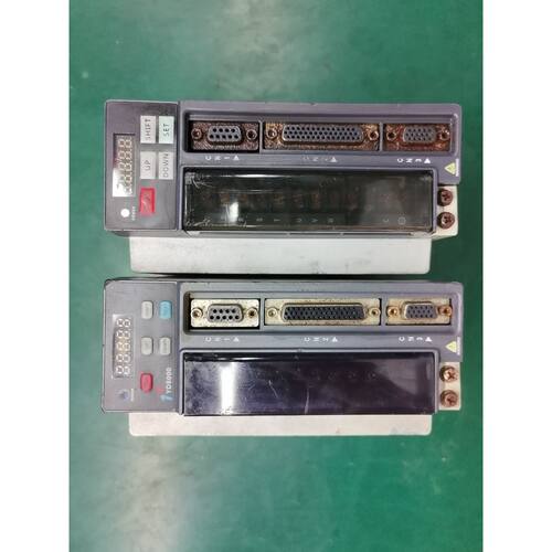 可维修议价  一度伺服驱动器1.0KWYD80001R023A25如图所示测试功