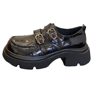 复古漆皮褶皱乐福鞋女2026春季新款魔术贴小皮鞋厚底增高显瘦单鞋