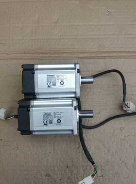 MSMF042L1S2 松下伺服电机 400W 2个，原装拆议价