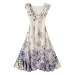 三亚海边度假沙滩裙海岛穿搭绝美旅游拍照收腰碎花吊带连衣裙长裙