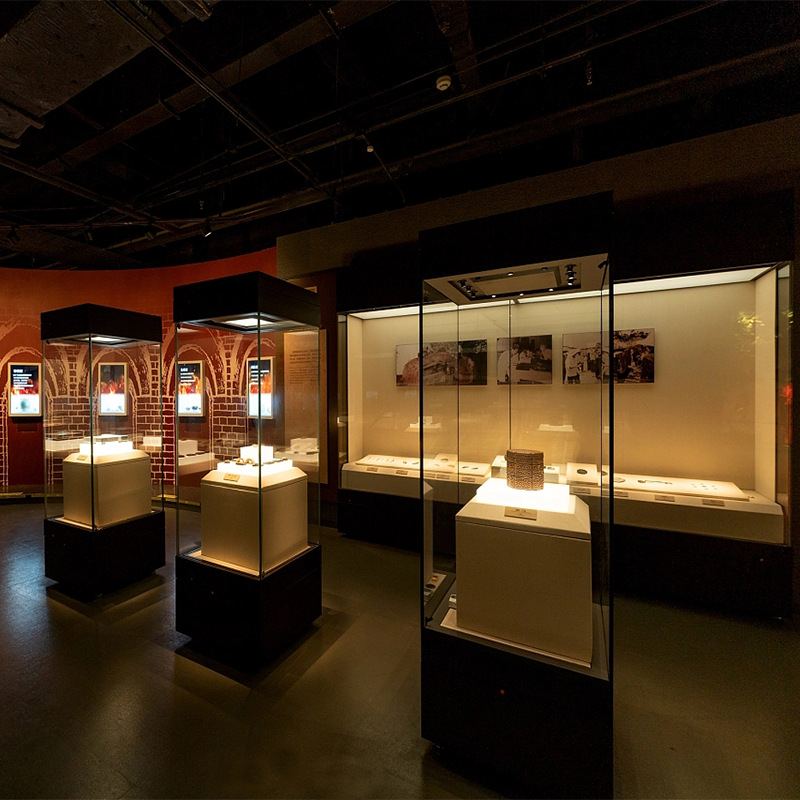 厂家定制博物馆展示柜文物保护柜液压电动门开启档案馆智能玻璃柜