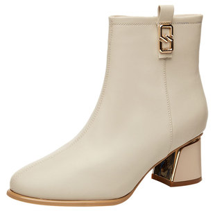 达芙妮短靴女粗跟秋冬2026新款法式短筒真皮白色瘦瘦靴高跟马丁靴