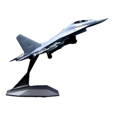 航展爆款航空工业172歼16战斗机