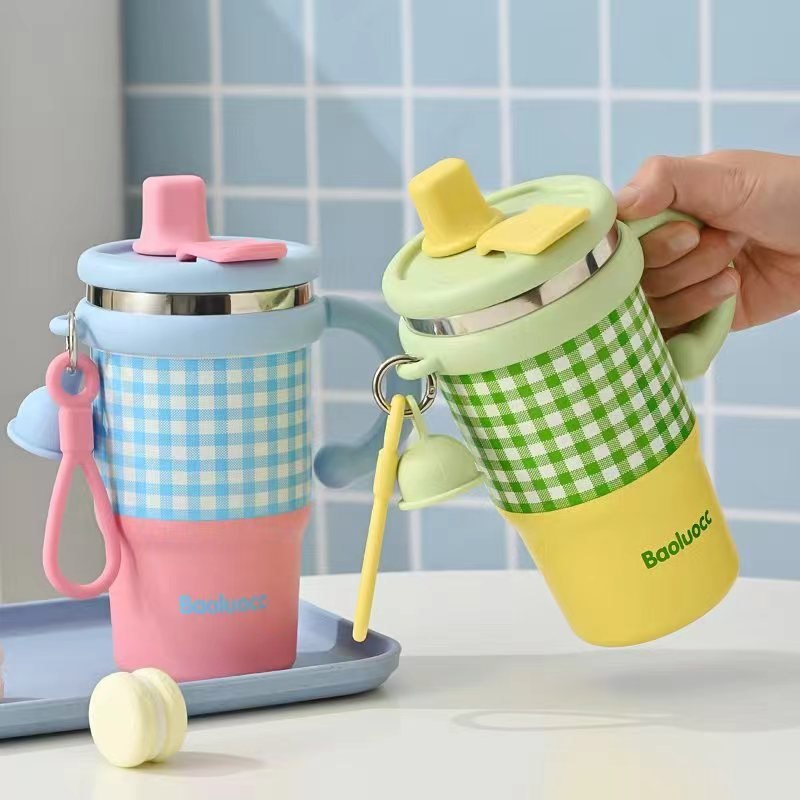 新款网红格子儿童保温杯高颜手柄学生水杯带大容量咖啡杯值吸管