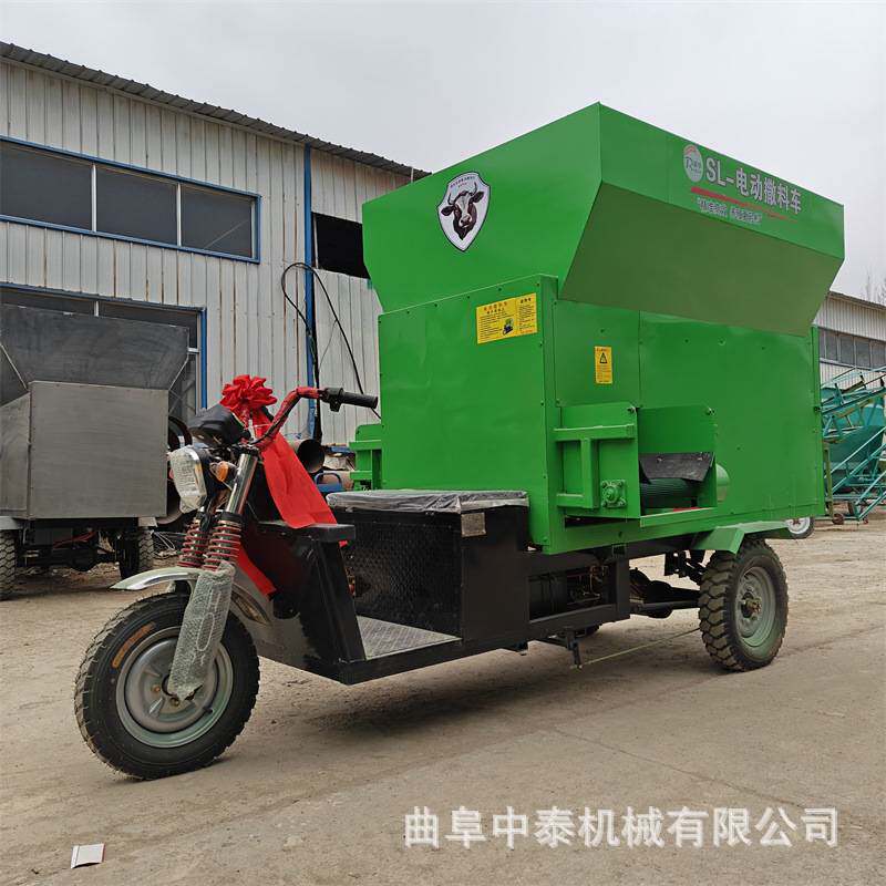 双边出草料用电动投料机养牛场饲草料投草机牧场螺旋出料撒草车