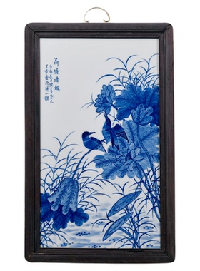 仿王步青花荷塘清趣瓷板画挂屏