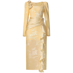 茬客气质优雅风连衣裙秋冬复古新中式长裙暖调浪漫立体花朵