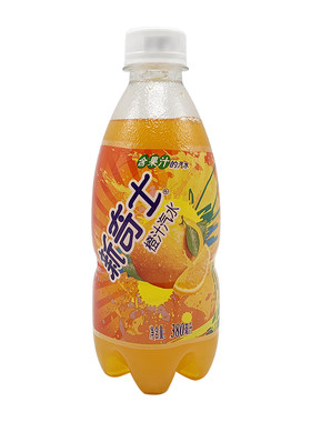 屈臣氏果汁汽水橙汁红石榴黑加仑
