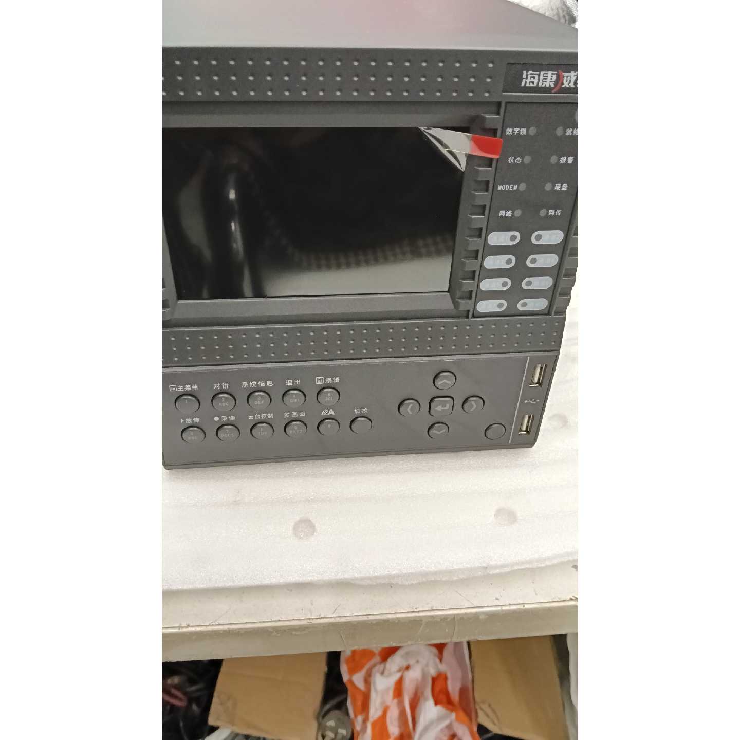 【议价-可维修】 硬盘录像机 HIK/DS-8104AHFL-S /均有货 /均有货