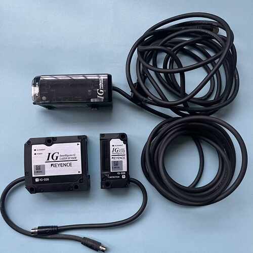 询IG-028 IG-1050 基恩士对射测距传感器 放大器线