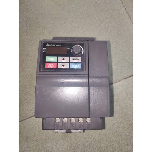 议价拆机变频器VFD022EL43A2.2kw维修