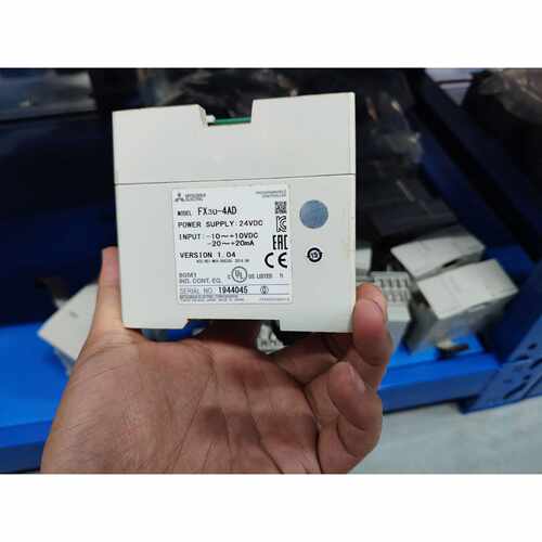 议价PLC模块FX3U4AD工程拆机件成色漂亮没有盖维修