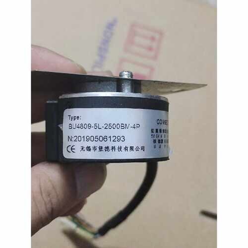 询价-BU4809-5L-2500BM-4P编码器，成色如图，功能