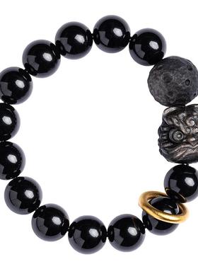 戴黑曜石醒狮手串，好运滚滚来