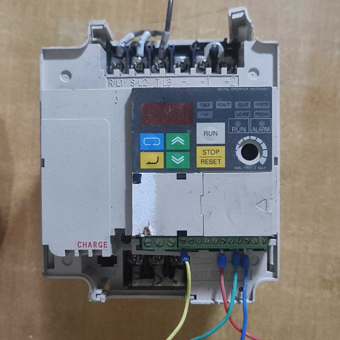 议价-变频器3G3JV-A4007,1.1KW,380V三相