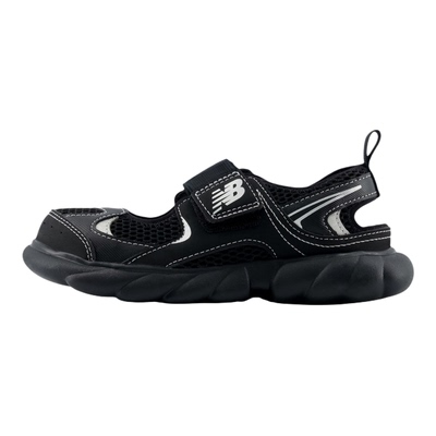 Newbalance轻量潮酷运动凉鞋230