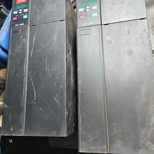 询价丹佛斯VLT2800系列变频器，型号VLT2880PT4B2