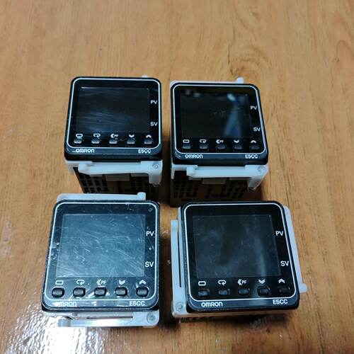 【询价】温控器E5CC-RX2ASM-800，功能正常，成色为适用