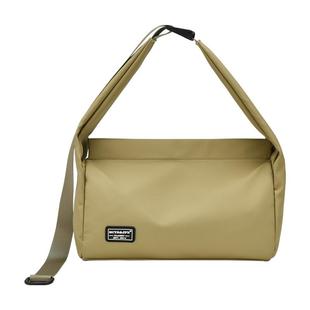 男款外出小背包轻便款旅游运动男士斜挎包高级感洗漱包单肩托特包