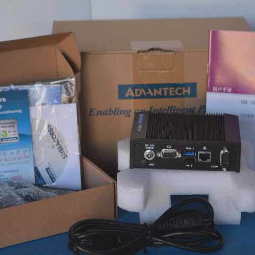 ARK-10-U0A1E / ADAM QC J1900 2.06HZ W-2G RAM 500G HDD /ADVAN