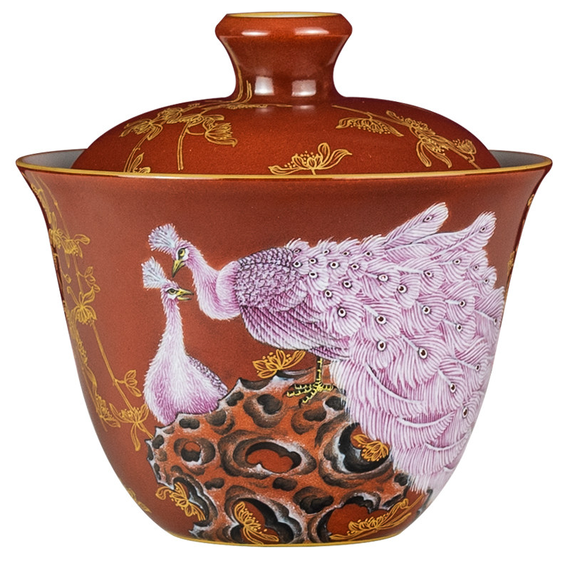 风华冠绝矾红粉彩孔雀描金盖碗