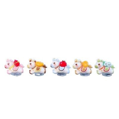 2026新款车载马上有钱小摆件发财暴富小马汽车内中控台装饰品