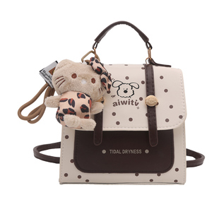 卡通波点女包2025新款时尚洋气设计ins百搭质感手提邮差双肩包