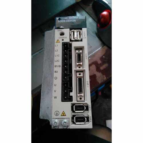 议价SGDS-02A01A安川驱动器02A12A/02A15A/02A05A/02A01AR/02A12A