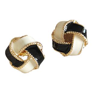 复古黑白色小香风耳环银针年代时髦耳钉夸张耳夹无耳洞女B057