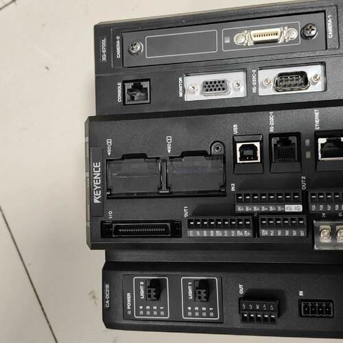 配件基恩士XG-8700L控制器，实物拍摄，功能正常议价