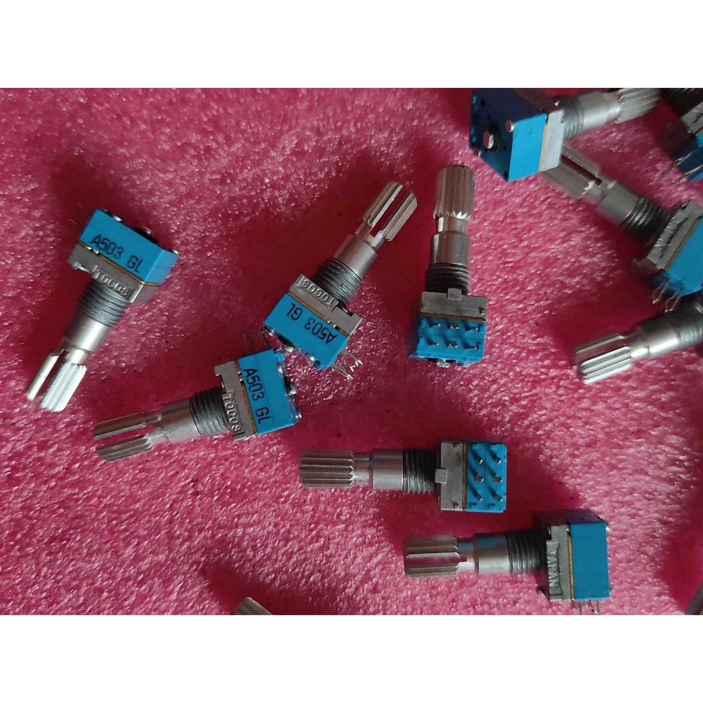 议价可维修进口日本TOCOS精密双联6脚电位器