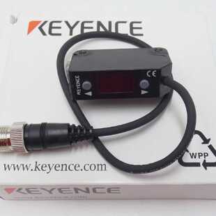 Keyence PZ-V73 Self-Aligning Photoelectric Sensor -Unused/Or