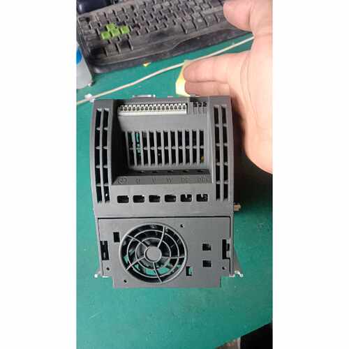 议价4286#，3KW380V，西门子V20变频器，型号6SL3